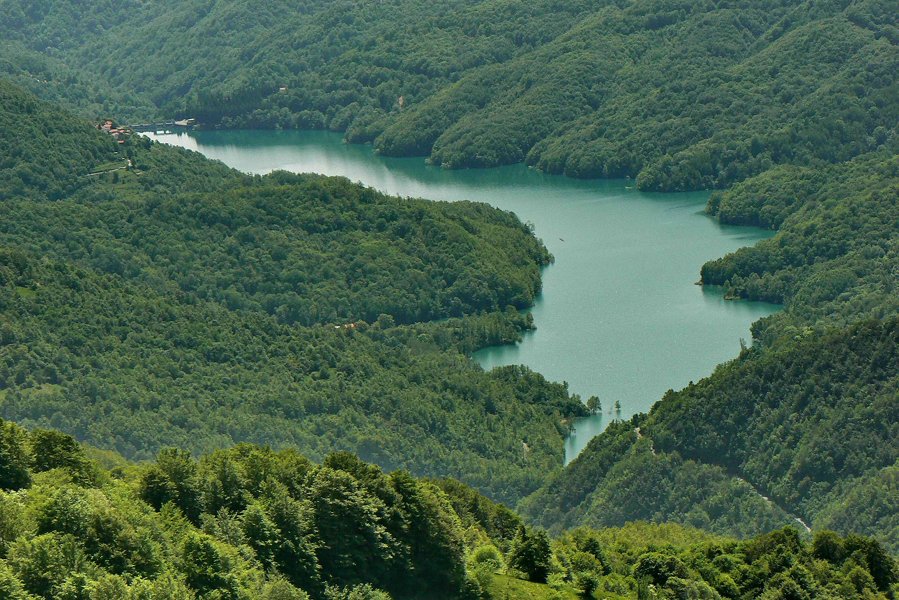 Il lago del Brugneto