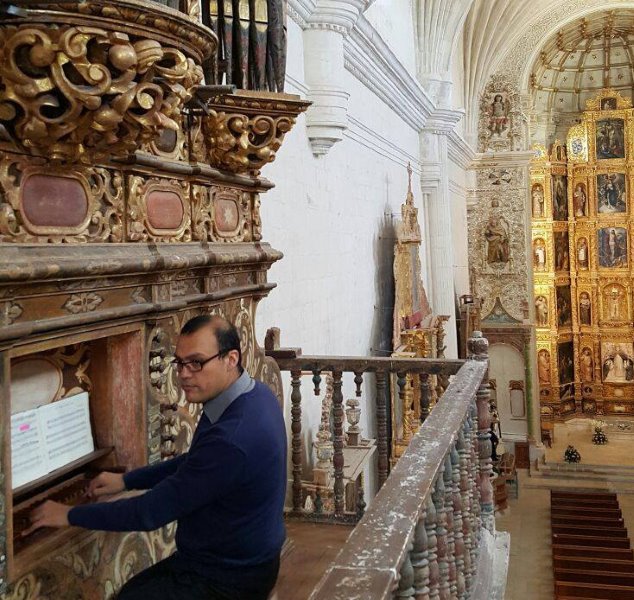 Victor Contreras, organiste