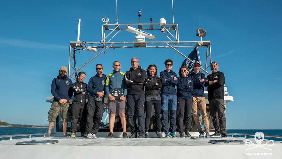  Sea Shepherd Italia e il Parco Nazionale Arcipelago Toscano operano insieme per proteggere l’ecosistema marino