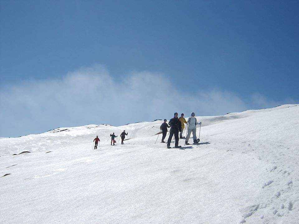 Etna, trekking sulla neve ...
