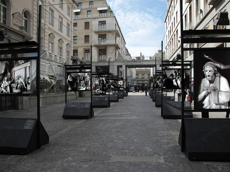 I Sacri Monti in mostra a Torino durante l'Ostensione della Sindone attraverso il percorso fotografico di Pier Ilario Benedetto