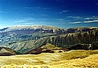 Veduta sulla Majella dalla vetta del Monte Genzana