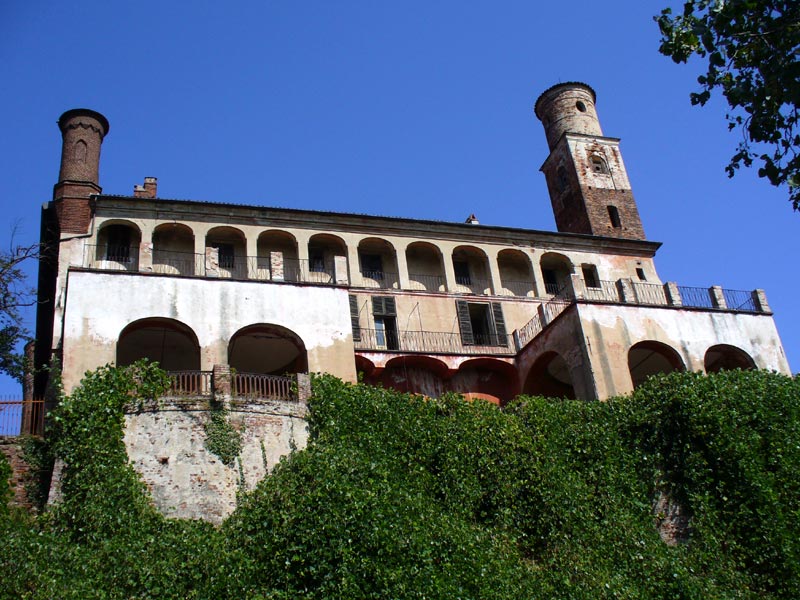 Drosso Castle in Turin