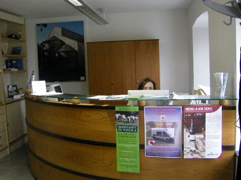 Offices in Monchio delle Corti - interior