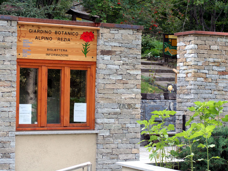 Giardino Botanico Alpino 'Rezia'