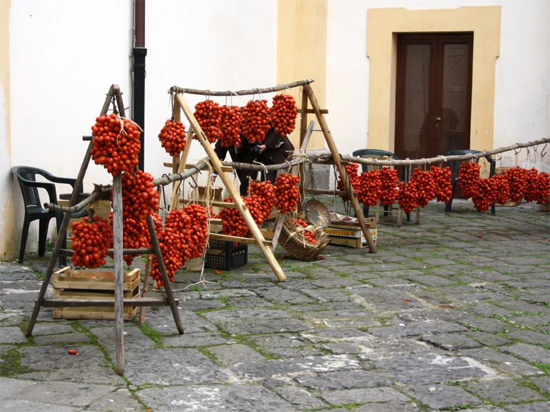Piennolo cherry tomatoes of Vesuvius PDO