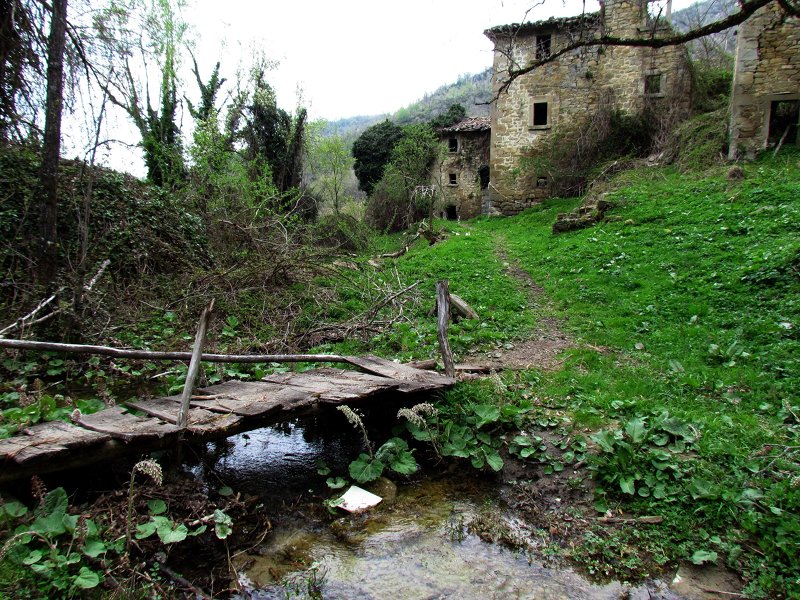 Valle Pezzata, borgo fantasma