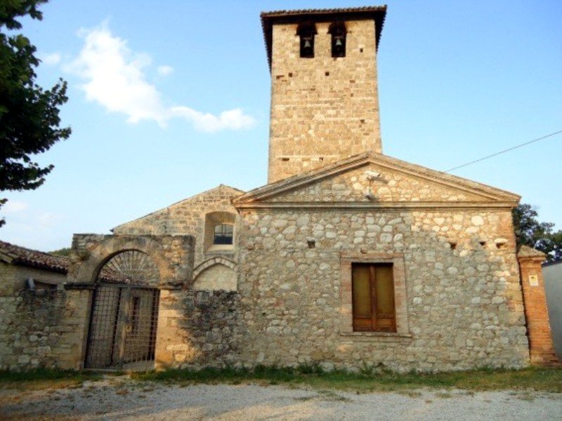 Chiesa di San Pietro a Campovalano