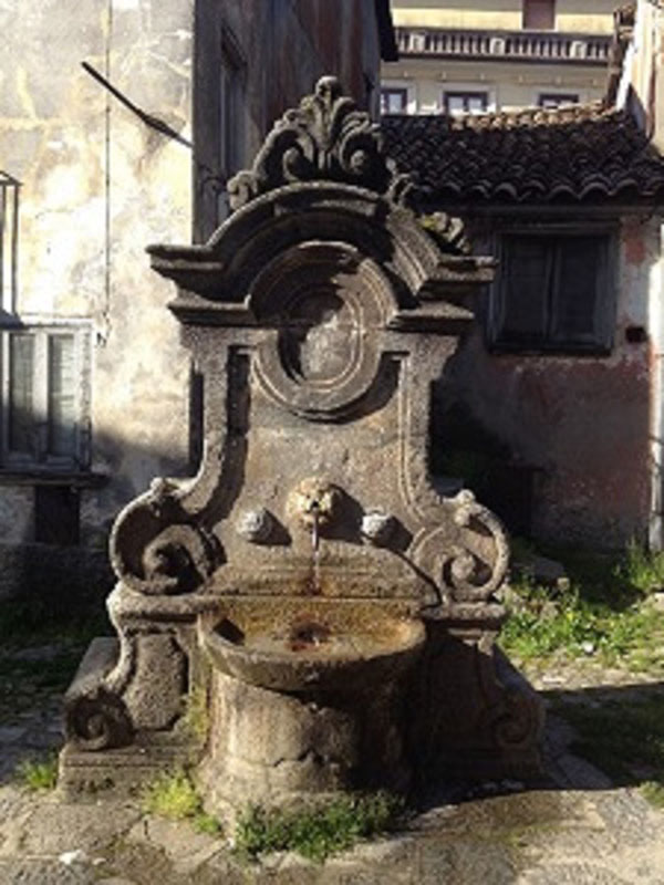 Antica fontana