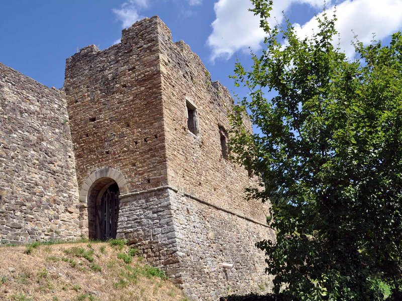 Tizzano Castle
