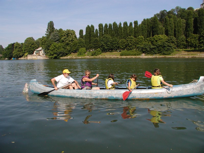 In canoa sul Po a Torino