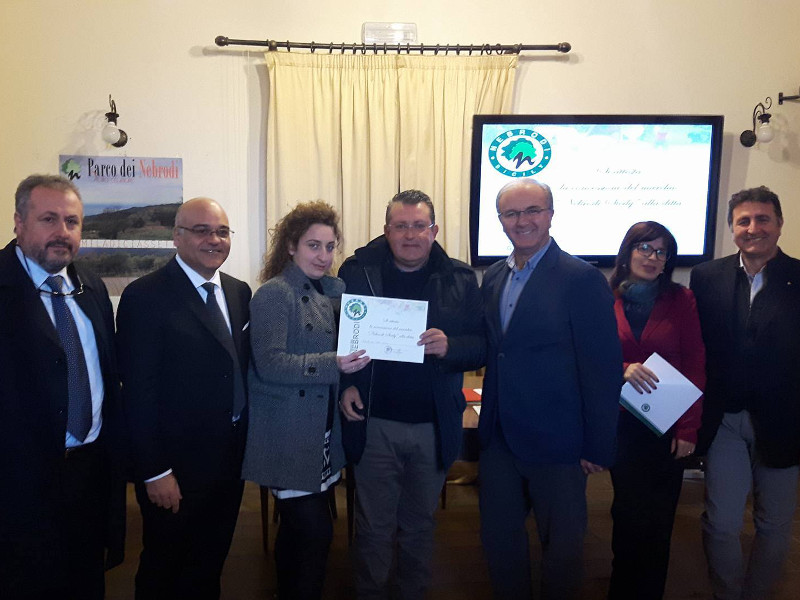 Oleificio Dr Snc - nimmt Marke ''Nebrodi Sicily'' entgegen