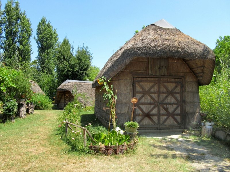 Eco-museum of the swamp herbs: Ethnopark