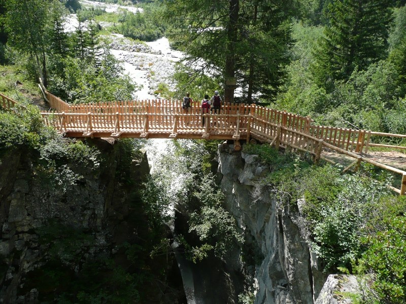 Val Genova - Waterfalls&#39; Path