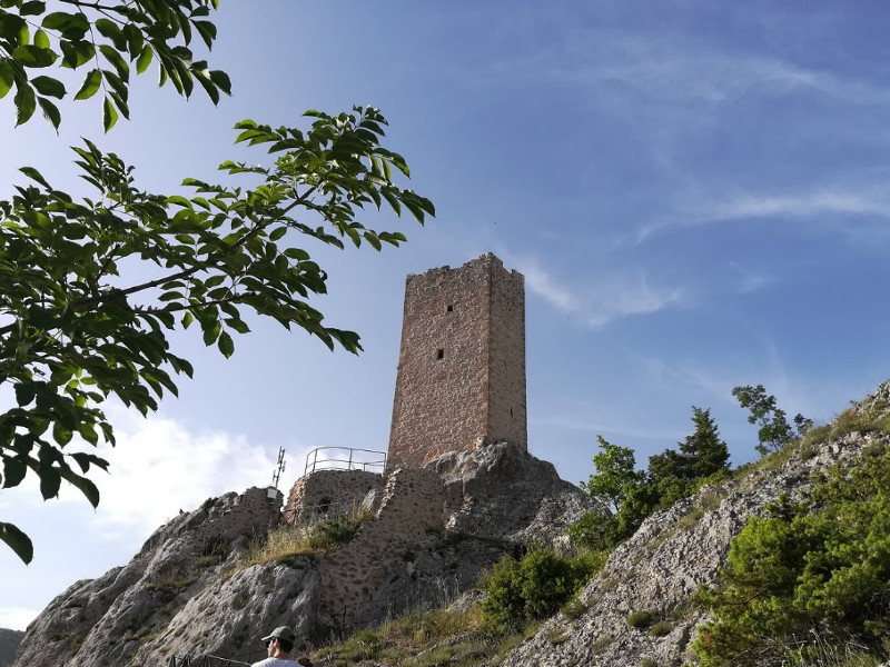 (39281)Torre medioevale di Roccapreturo