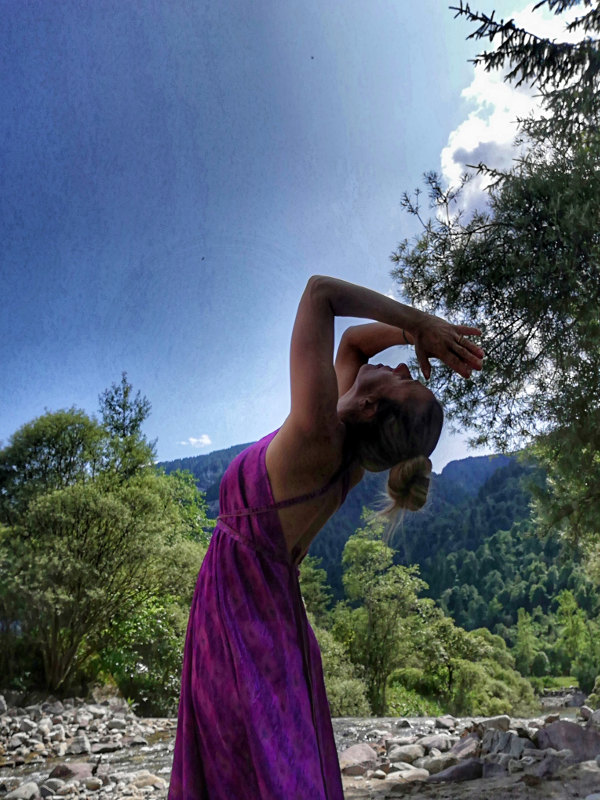 Yoga: energia per il corpo, rilassamento per la mente, una coccola per l'anima