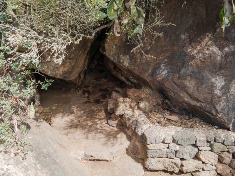 Figura 2: Ingresso per la Grotta di Benikulà