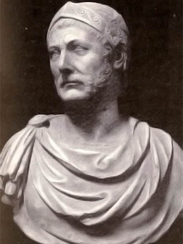 Buste en marbre, supposé être celui d'Hannibal, trouvé à Capoue et conservé au Musée archéologique national de Naples.