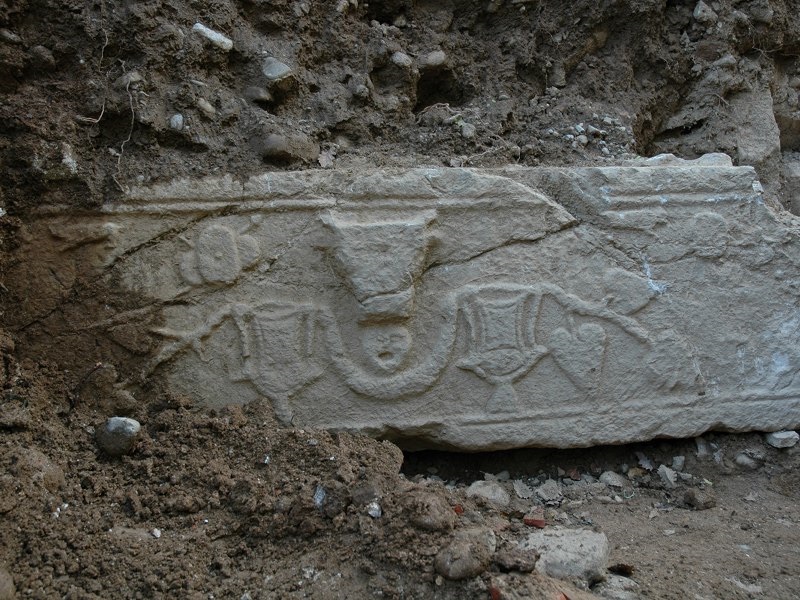 Le prétendu sarcophage de San Laverio découvert en septembre 2006