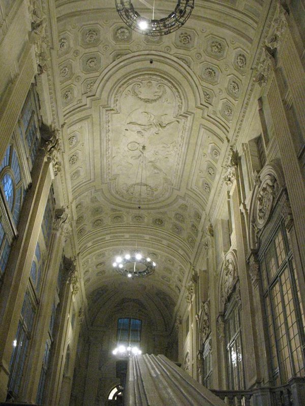 The vaulted ceiling of the scenographic forepart by Juvarra