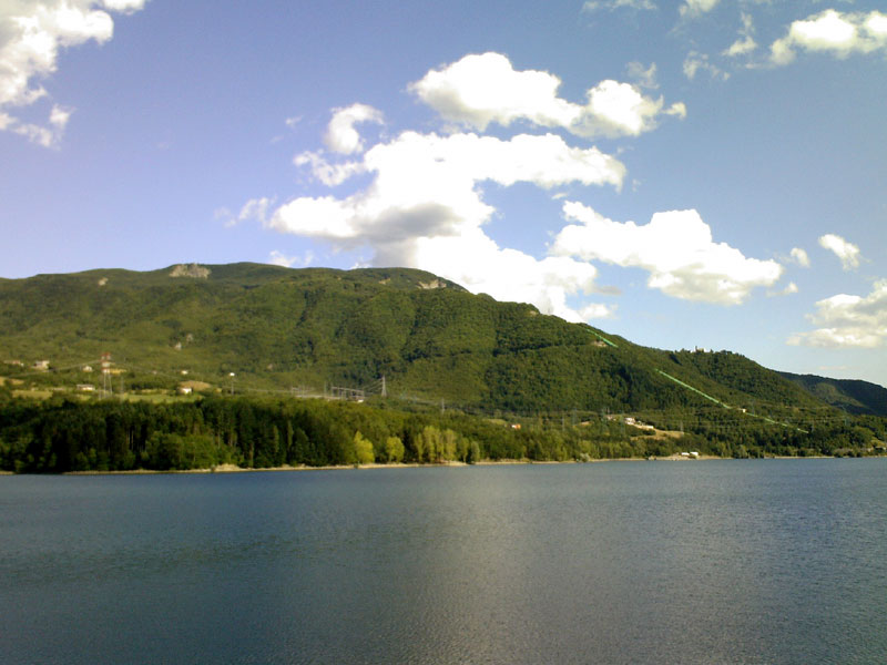 Suviana Lake