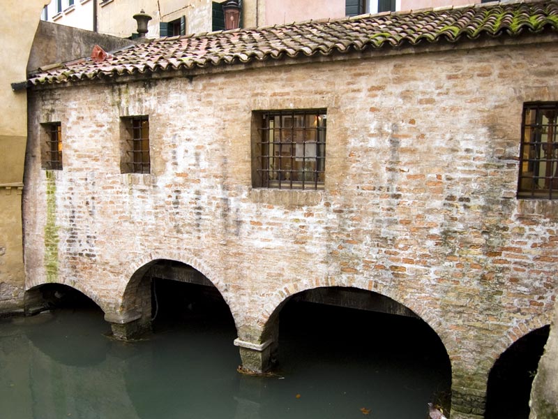 Mittelalterliche Häuser in Treviso
