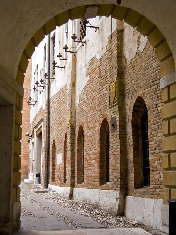 Mittelalterliche Häuser in Treviso