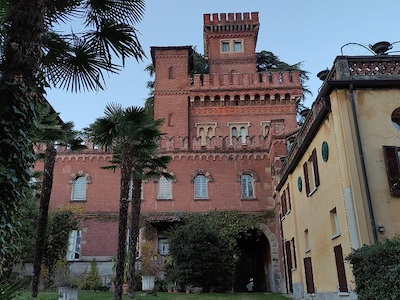 Il romantico dimenticato: il Castello Susani a Rancate di Triuggio con salita alla torre