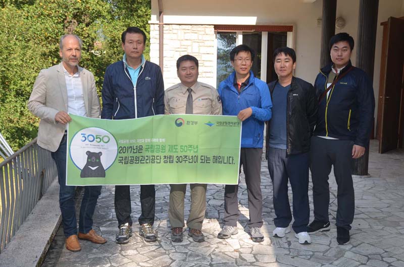 Eine Delegation des Korea National Park Service besucht den Park