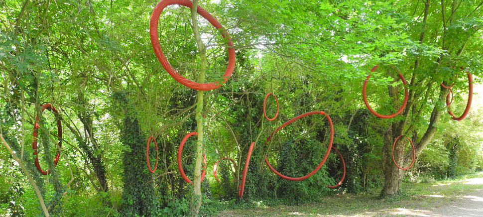 L'installazione 'Cerchi nel bosco' di Atelier del Paesaggio, opera vincitrice delledizione 2015 di 'Parco dell'Arte' per Mantova Creativa