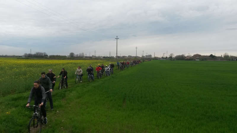 Grande partecipazione alla Biciclettata nel Grugnotorto di domenica 15 Aprile 2018