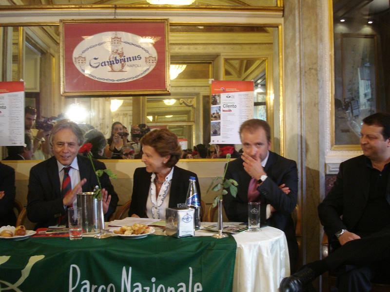 Conferenza stampa di presentazione degli itinerari nel parco 2010 - Napoli 2 luglio 2010