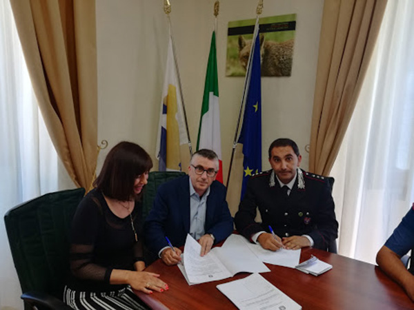 Firmate le convenzioni per il comodato d'uso dei mezzi alle stazioni dei Carabinieri del Parco