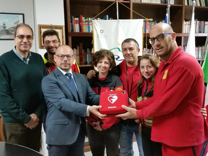 Sicuri in Montagna: Parco Aspromonte dona defibrillatore a Soccorso Alpino Calabria