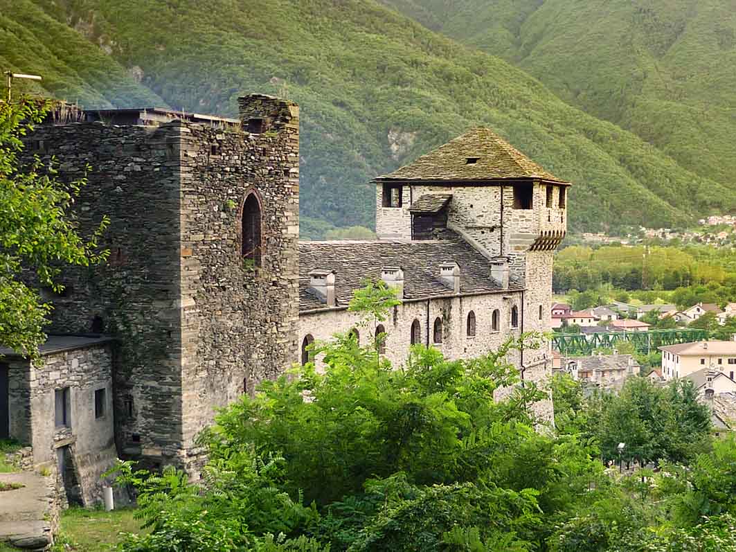 Vogogna - Il borgo medievale riapre in sicurezza