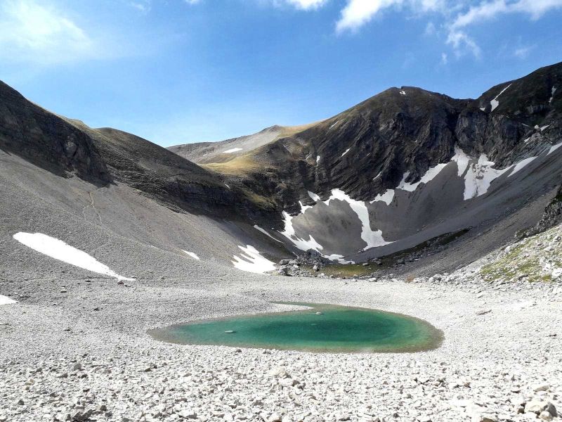 Il Lago di PIlato nella foto scattata il 28 maggio dal biologo del PNMS, Alessandro Rossetti