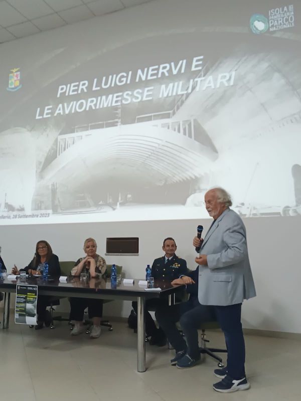 Nervi e le aviorimesse militari: ieri la conferenza su storia e realizzazione dell'hangar di Pantelleria