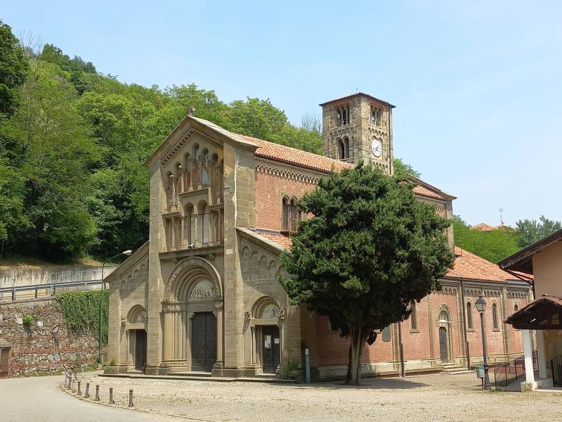 La Chiesa di San Genesio a Castagneto Po (foto di: Paola Palazzolo)
