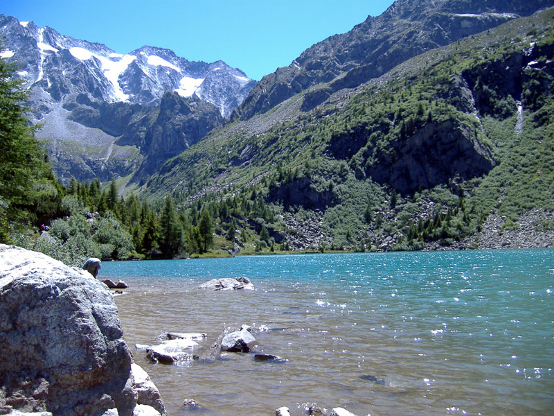 Aviolo Lake (1,920m) from Val Paghera (1,495m)