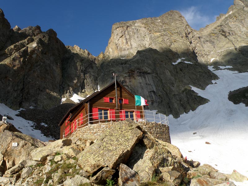 Berghütte Lorenzo Bozano 2453 m