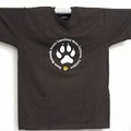 Dunkelgraues T-Shirt mit FÃ¤hrte des Wolfs des Parks