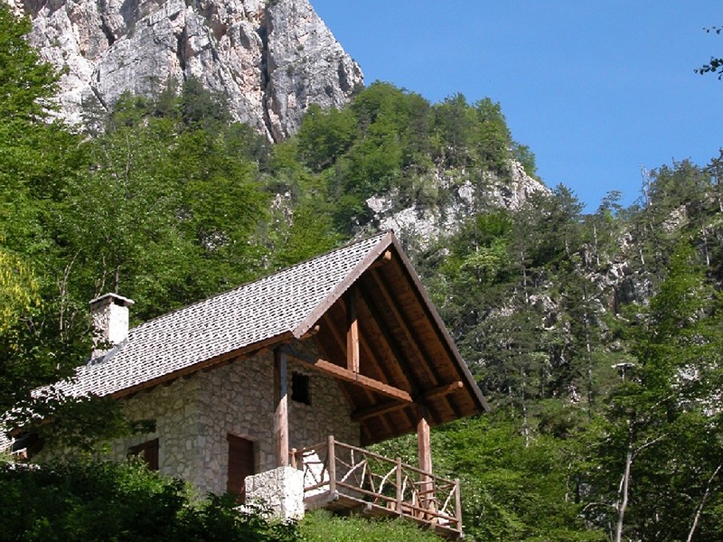 Resartico Mountain Hut