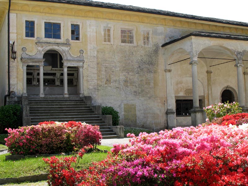 Piazza dei tribunali con il palazzo di Pilato