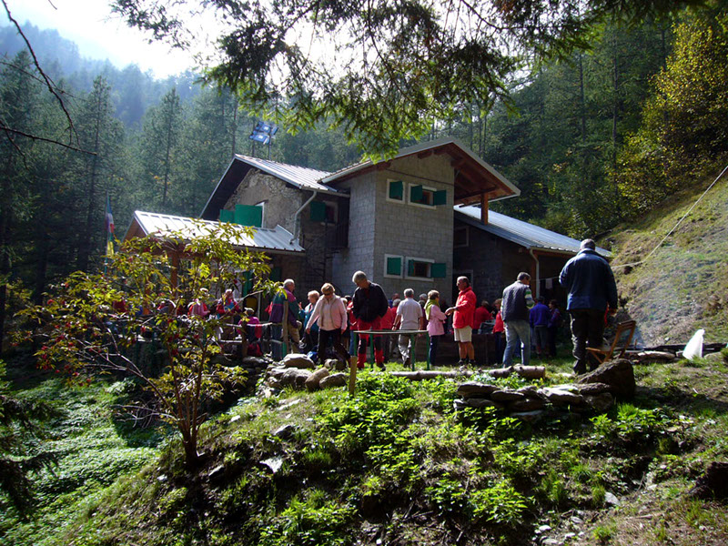 Val Gravio Mountain Hut