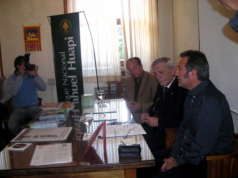 Firma del Protocollo di intesa per la Cooperazione Parco Nazionale Nahuel Huapi, Argentina Parco Nazionale Dolomiti Bellunesi, Italia