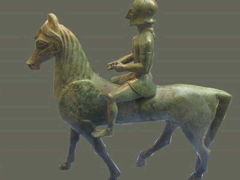 Bronze warrior on horseback (London, British Museum)