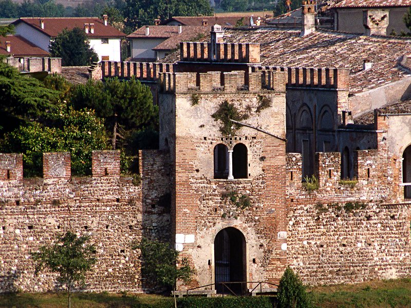 Castellaro Laugello medieval village