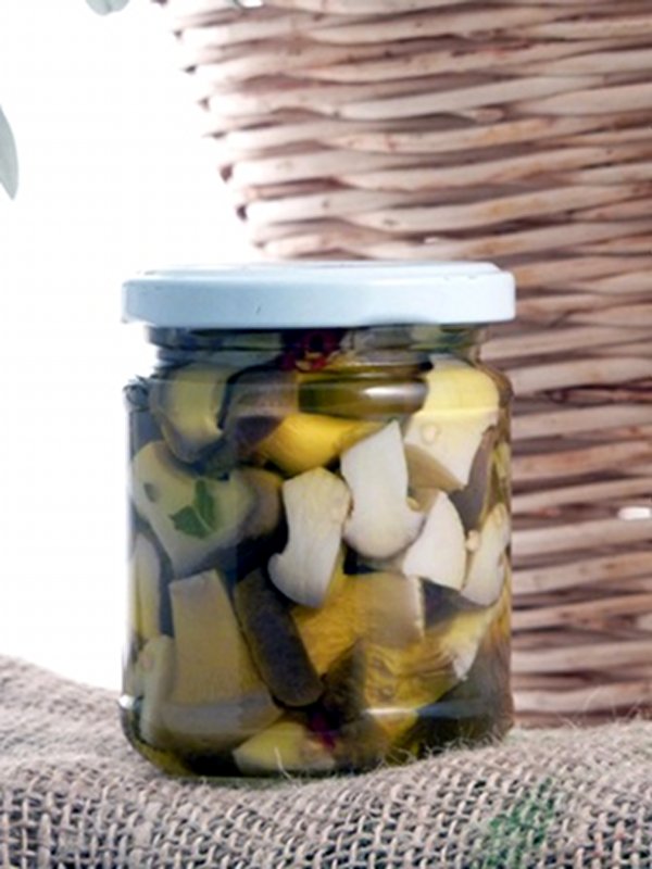 Cardoncelli in extra-virgin olive oil