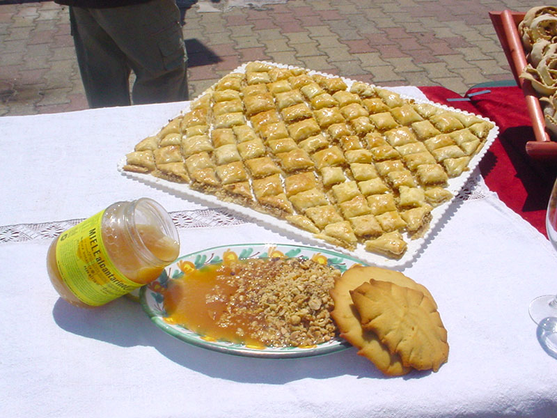 Traditional sweets based on honey