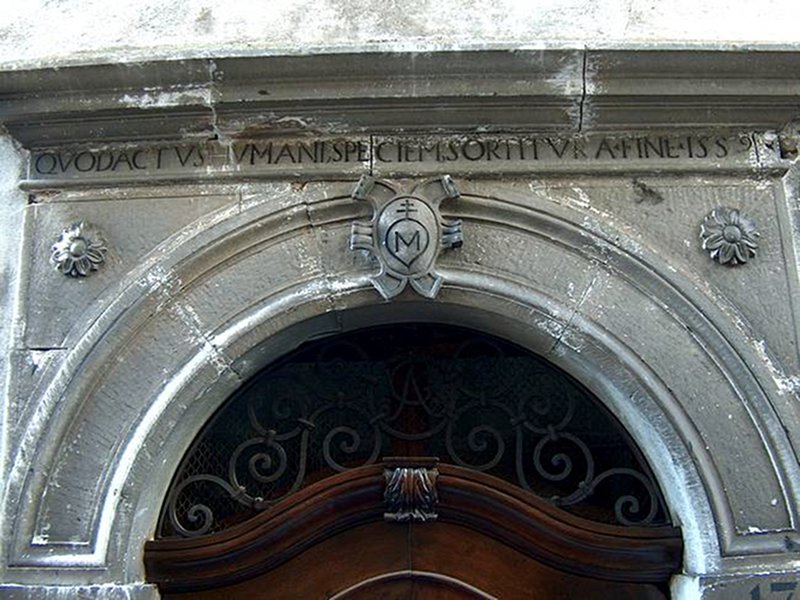Palazzo del Governatore a Castel del Monte